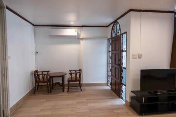 For RENT : Townhouse Phrakhanong / 3 Bedroom / 3 Bathrooms / 250 sqm / 60000 THB [10697335]