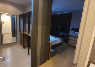 For RENT : HQ by Sansiri / 2 Bedroom / 2 Bathrooms / 75 sqm / 60000 THB [10699235]