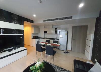 For RENT : HQ by Sansiri / 2 Bedroom / 2 Bathrooms / 75 sqm / 60000 THB [10699235]