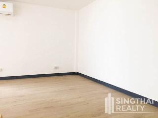 For RENT : Office Thonglor / 2 Bedroom / 2 Bathrooms / 94 sqm / 60450 THB [7390878]