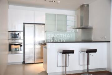 For RENT : Domus / 2 Bedroom / 2 Bathrooms / 102 sqm / 62000 THB [10016861]