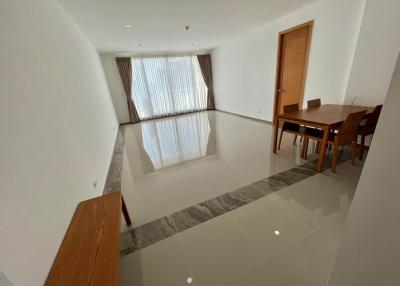 For RENT : The Empire Place / 2 Bedroom / 2 Bathrooms / 114 sqm / 62000 THB [R11103]