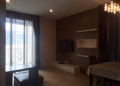 For RENT : 39 by Sansiri / 2 Bedroom / 2 Bathrooms / 77 sqm / 63000 THB [3038795]