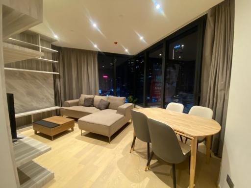 For RENT : ASHTON Asoke - Rama 9 / 2 Bedroom / 2 Bathrooms / 68 sqm / 63000 THB [R11329]