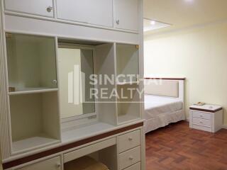 For RENT : The Prestige 49 / 2 Bedroom / 2 Bathrooms / 138 sqm / 65000 THB [2898692]