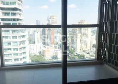 For RENT : The XXXIX by Sansiri / 1 Bedroom / 1 Bathrooms / 61 sqm / 65000 THB [3614636]