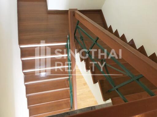 For RENT : Royal Castle / 3 Bedroom / 3 Bathrooms / 211 sqm / 65000 THB [3696950]