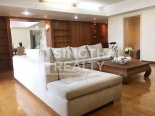 For RENT : Royal Castle / 3 Bedroom / 3 Bathrooms / 211 sqm / 65000 THB [3696950]