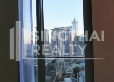 For RENT : Noble Ploenchit / 2 Bedroom / 2 Bathrooms / 88 sqm / 65000 THB [4124612]