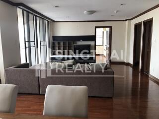 For RENT : Acadamia Grand Tower / 3 Bedroom / 2 Bathrooms / 195 sqm / 65000 THB [4383713]