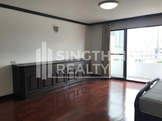 For RENT : Regent on the Park 1 / 3 Bedroom / 3 Bathrooms / 251 sqm / 65000 THB [4594058]