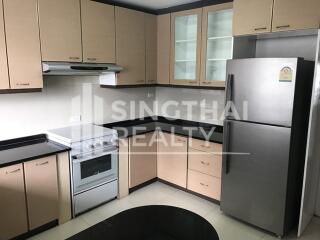 For RENT : Regent on the Park 1 / 3 Bedroom / 3 Bathrooms / 251 sqm / 65000 THB [4594058]