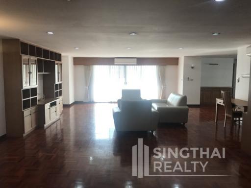 For RENT : Regent On the Park 3 / 3 Bedroom / 4 Bathrooms / 266 sqm / 65000 THB [4696061]