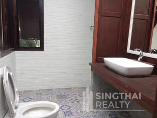 For RENT : House Phromphong / 2 Bedroom / 2 Bathrooms / 141 sqm / 65000 THB [5403326]