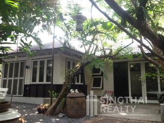 For RENT : House Phromphong / 2 Bedroom / 2 Bathrooms / 141 sqm / 65000 THB [5403326]