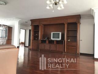 For RENT : Grand Ville House 2 / 3 Bedroom / 3 Bathrooms / 277 sqm / 65000 THB [5584112]