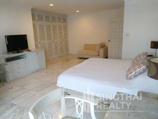 For RENT : Fifty Fifth Tower / 3 Bedroom / 3 Bathrooms / 196 sqm / 65000 THB [5870324]