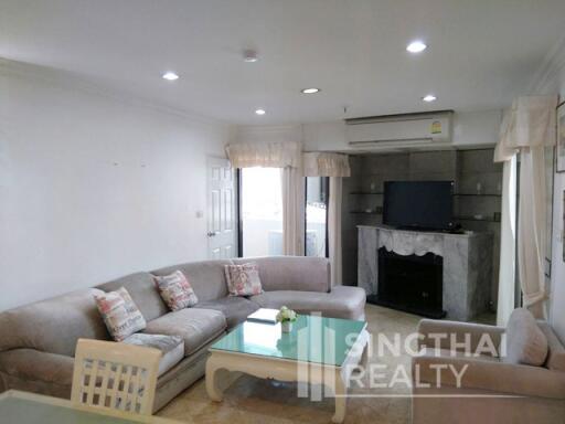 For RENT : Fifty Fifth Tower / 3 Bedroom / 3 Bathrooms / 196 sqm / 65000 THB [5870324]