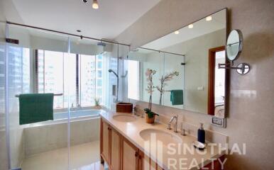 For RENT : The Emporio Place / 2 Bedroom / 2 Bathrooms / 102 sqm / 65000 THB [6141148]