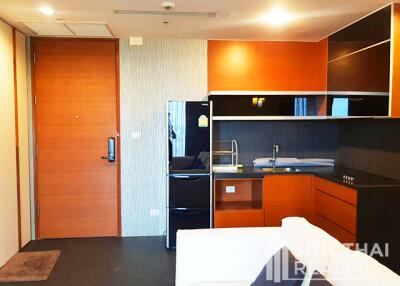 For RENT : Ashton Morph 38 / 2 Bedroom / 2 Bathrooms / 71 sqm / 65000 THB [6299712]