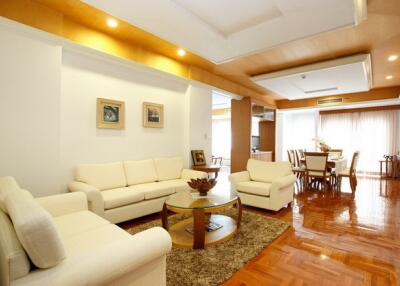For RENT : Chaidee Mansion / 3 Bedroom / 3 Bathrooms / 271 sqm / 65000 THB [6497963]