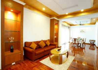 For RENT : Chaidee Mansion / 3 Bedroom / 3 Bathrooms / 271 sqm / 65000 THB [6497963]