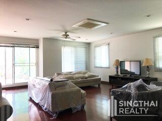 For RENT : 31 Place / 2 Bedroom / 3 Bathrooms / 331 sqm / 65000 THB [6636605]