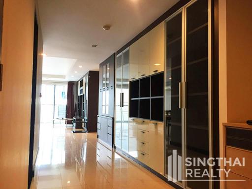 For RENT : Avenue 61 / 3 Bedroom / 3 Bathrooms / 168 sqm / 65000 THB [6849959]