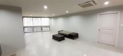 For RENT : President Park Sukhumvit 24 / 3 Bedroom / 3 Bathrooms / 224 sqm / 65000 THB [7169184]