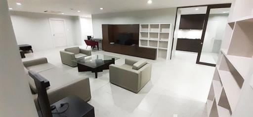 For RENT : President Park Sukhumvit 24 / 3 Bedroom / 3 Bathrooms / 224 sqm / 65000 THB [7169184]