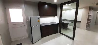 For RENT : President Park Sukhumvit 24 / 3 Bedroom / 3 Bathrooms / 224 sqm / 65000 THB [7169184]