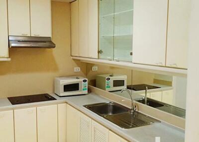 For RENT : Baan Suanpetch / 2 Bedroom / 2 Bathrooms / 131 sqm / 65000 THB [7273640]