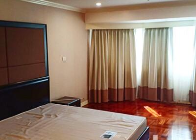 For RENT : Baan Suanpetch / 2 Bedroom / 2 Bathrooms / 131 sqm / 65000 THB [7273640]