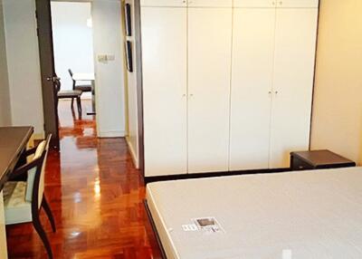 For RENT : Baan Suanpetch / 2 Bedroom / 2 Bathrooms / 131 sqm / 65000 THB [7273640]