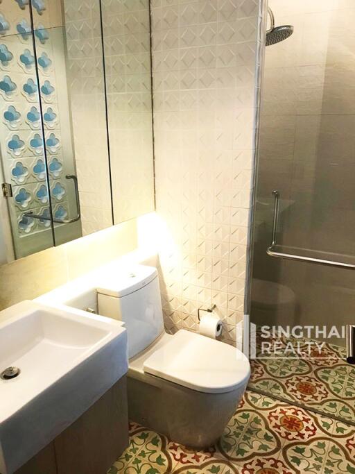 For RENT : Townhouse Thonglor / 2 Bedroom / 4 Bathrooms / 201 sqm / 65000 THB [7465909]