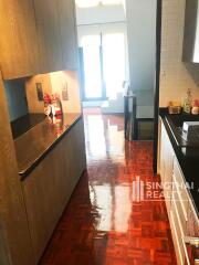 For RENT : Townhouse Thonglor / 2 Bedroom / 4 Bathrooms / 201 sqm / 65000 THB [7465909]