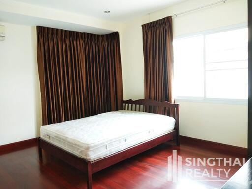 For RENT : House Ekkamai / 3 Bedroom / 3 Bathrooms / 151 sqm / 65000 THB [7653780]