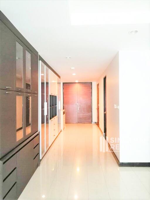 For RENT : Avenue 61 / 3 Bedroom / 3 Bathrooms / 169 sqm / 65000 THB [7994745]