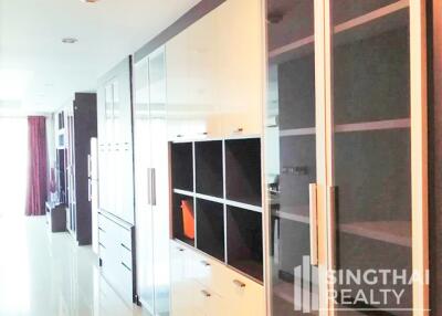 For RENT : Avenue 61 / 3 Bedroom / 3 Bathrooms / 169 sqm / 65000 THB [7994745]