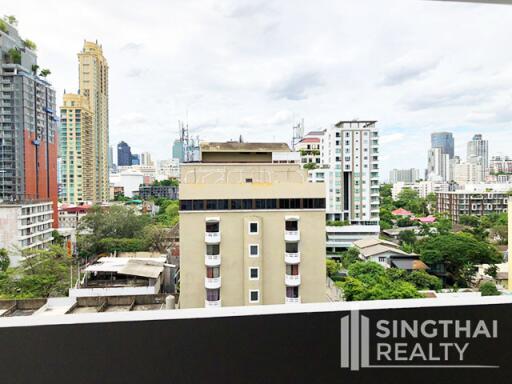 For RENT : Mitr Mansion / 3 Bedroom / 3 Bathrooms / 281 sqm / 65000 THB [8058256]