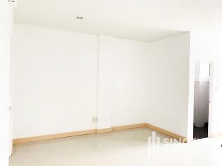 For RENT : Townhouse Thonglor / 3 Bedroom / 4 Bathrooms / 251 sqm / 65000 THB [8058744]