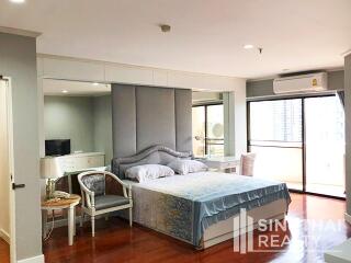 For RENT : Fifty Fifth Tower / 3 Bedroom / 3 Bathrooms / 197 sqm / 65000 THB [8355023]