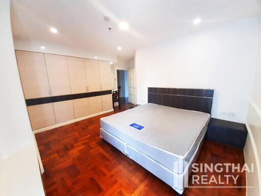 For RENT : Fifty Fifth Tower / 3 Bedroom / 3 Bathrooms / 253 sqm / 65000 THB [8438803]