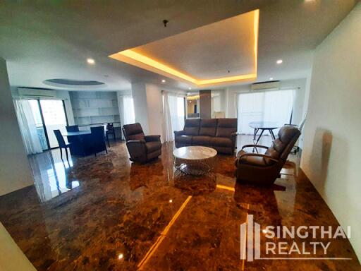 For RENT : Fifty Fifth Tower / 3 Bedroom / 3 Bathrooms / 253 sqm / 65000 THB [8438803]