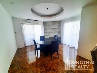 For RENT : Fifty Fifth Tower / 3 Bedroom / 3 Bathrooms / 253 sqm / 65000 THB [8438803]