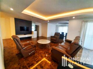 For RENT : Fifty Fifth Tower / 3 Bedroom / 3 Bathrooms / 253 sqm / 65000 THB [8438803]