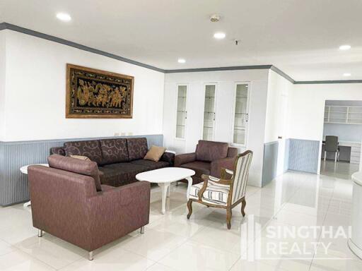 For RENT : Fifty Fifth Tower / 3 Bedroom / 3 Bathrooms / 226 sqm / 65000 THB [8720560]