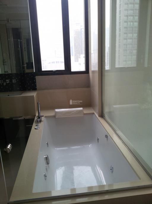 For RENT : The Address Sukhumvit 28 / 2 Bedroom / 2 Bathrooms / 74 sqm / 65000 THB [8973446]