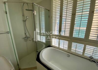 For RENT : Royce Private Residences / 2 Bedroom / 2 Bathrooms / 112 sqm / 65000 THB [9036274]