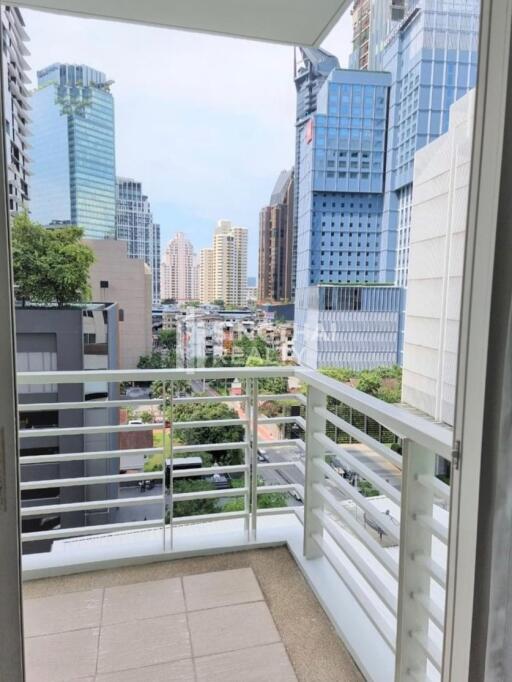 For RENT : Siri Residence / 2 Bedroom / 2 Bathrooms / 93 sqm / 65000 THB [9039527]